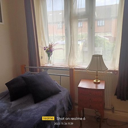 Goldy'S Place In E17 런던 외부 사진